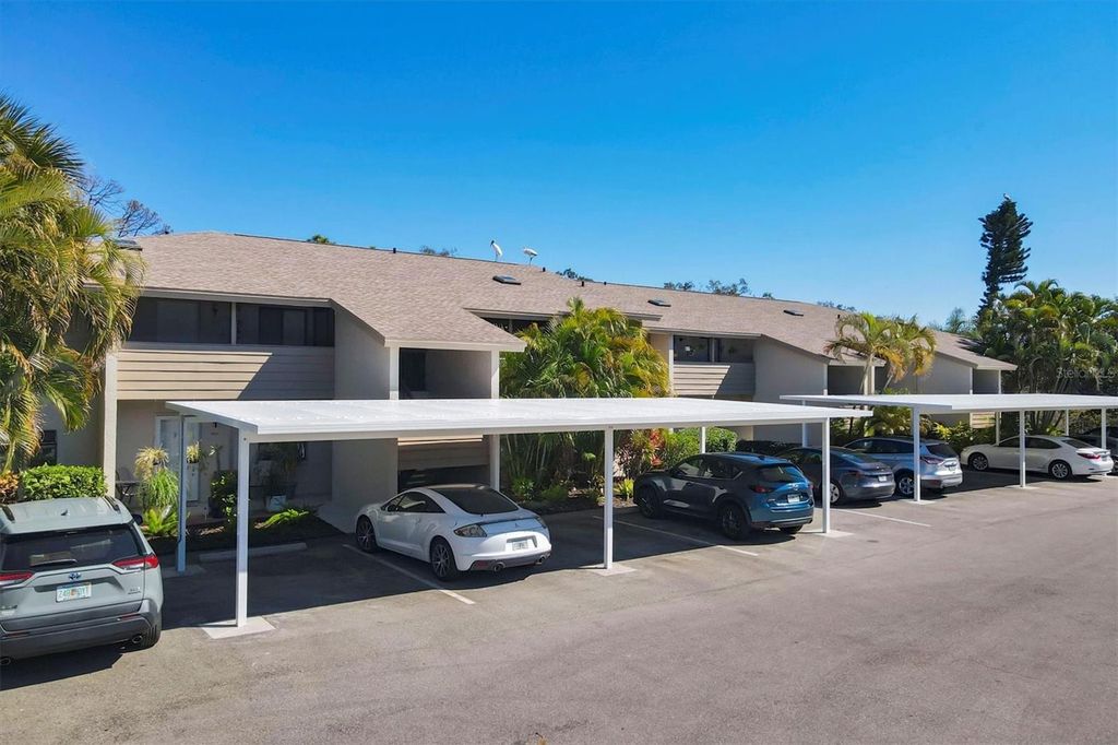 3363 CROSS CREEK DRIVE 3363, Sarasota, FL 34231