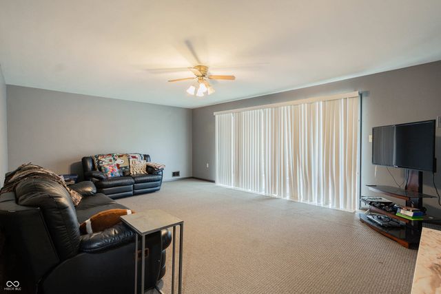 225 College Drive, Anderson, IN 46012