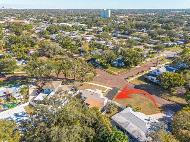 6103 6TH AVENUE N, St Petersburg, FL 33710