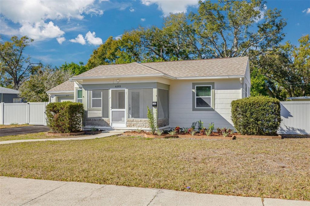 6103 6TH AVENUE N, St Petersburg, FL 33710