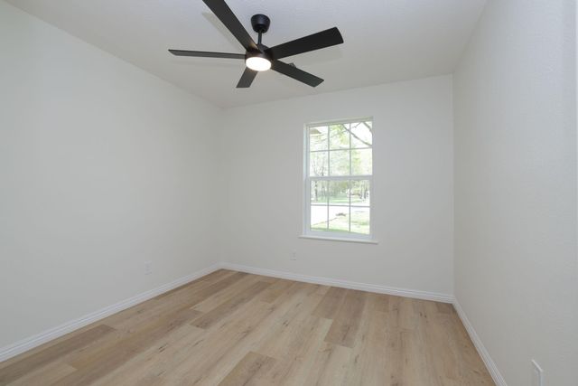 1241 Chateau Woods Parkway Drive, Conroe, TX 77385