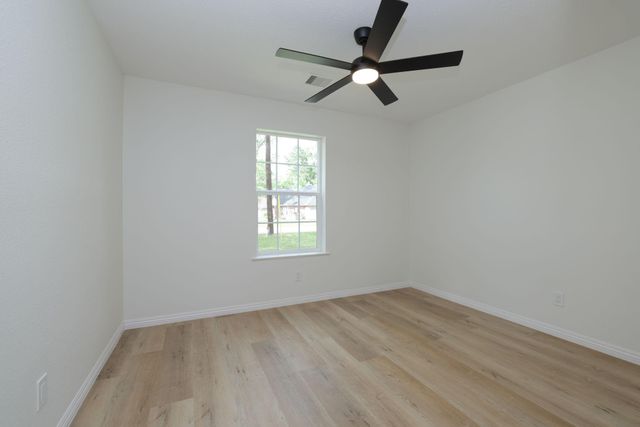 1241 Chateau Woods Parkway Drive, Conroe, TX 77385