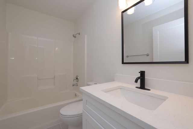 1241 Chateau Woods Parkway Drive, Conroe, TX 77385