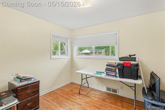 1104 Marion Drive, Holly, MI 48442