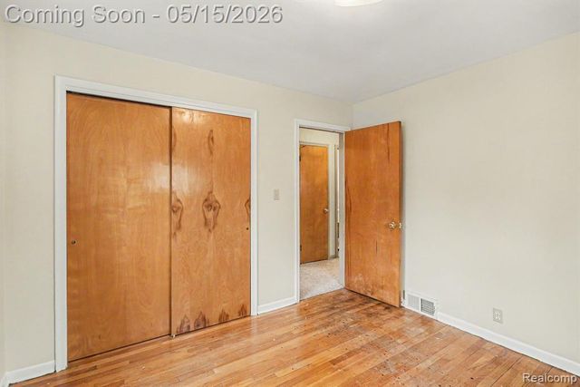 1104 Marion Drive, Holly, MI 48442