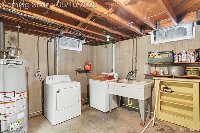 1104 Marion Drive, Holly, MI 48442