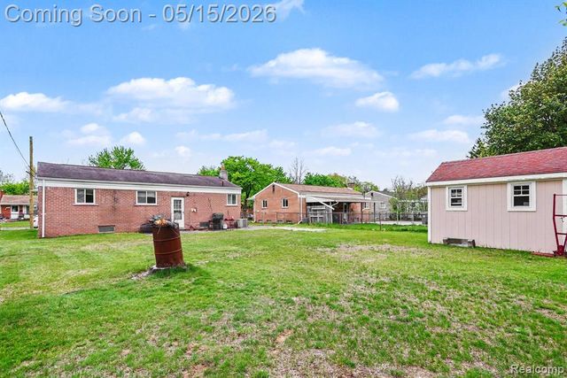 1104 Marion Drive, Holly, MI 48442