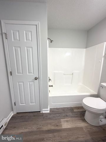 31 CRESTVIEW DR, Martinsburg, WV 25405