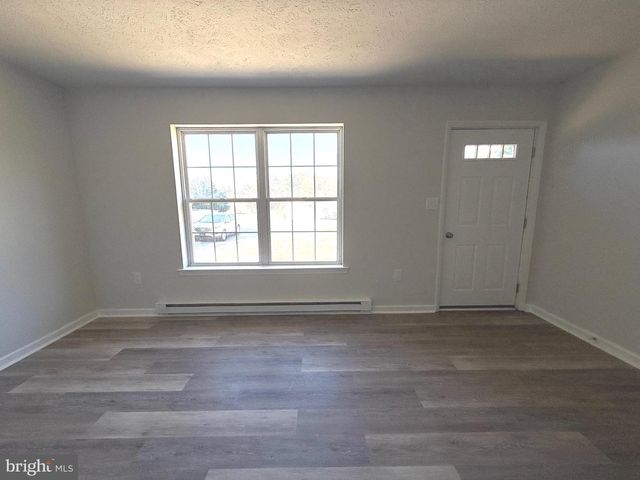 31 CRESTVIEW DR, Martinsburg, WV 25405