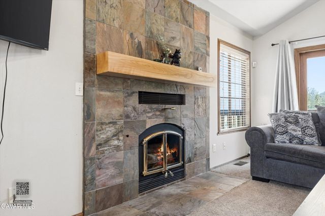 2100 Saint Bernard Drive, Pine Mountain Club, CA 93222