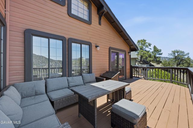 2100 Saint Bernard Drive, Pine Mountain Club, CA 93222