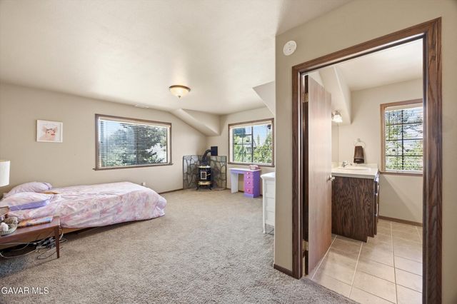 2100 Saint Bernard Drive, Pine Mountain Club, CA 93222