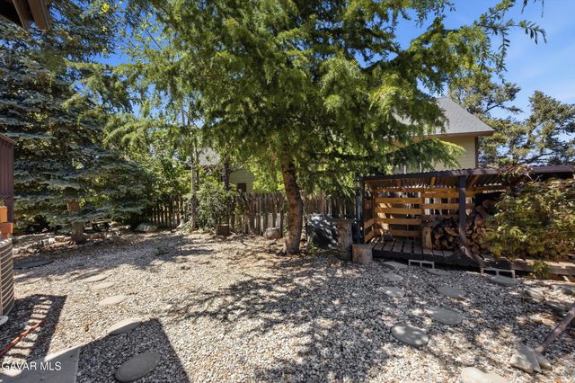 2100 Saint Bernard Drive, Pine Mountain Club, CA 93222