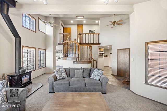 2100 Saint Bernard Drive, Pine Mountain Club, CA 93222