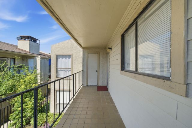 10075 Westpark Drive 91, Houston, TX 77042
