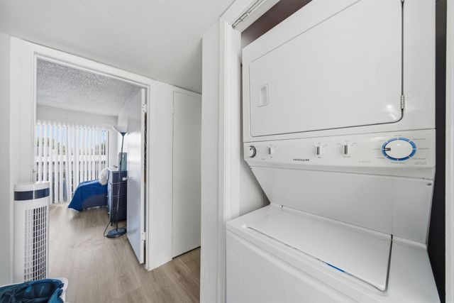 10075 Westpark Drive 91, Houston, TX 77042