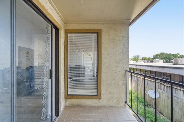 10075 Westpark Drive 91, Houston, TX 77042
