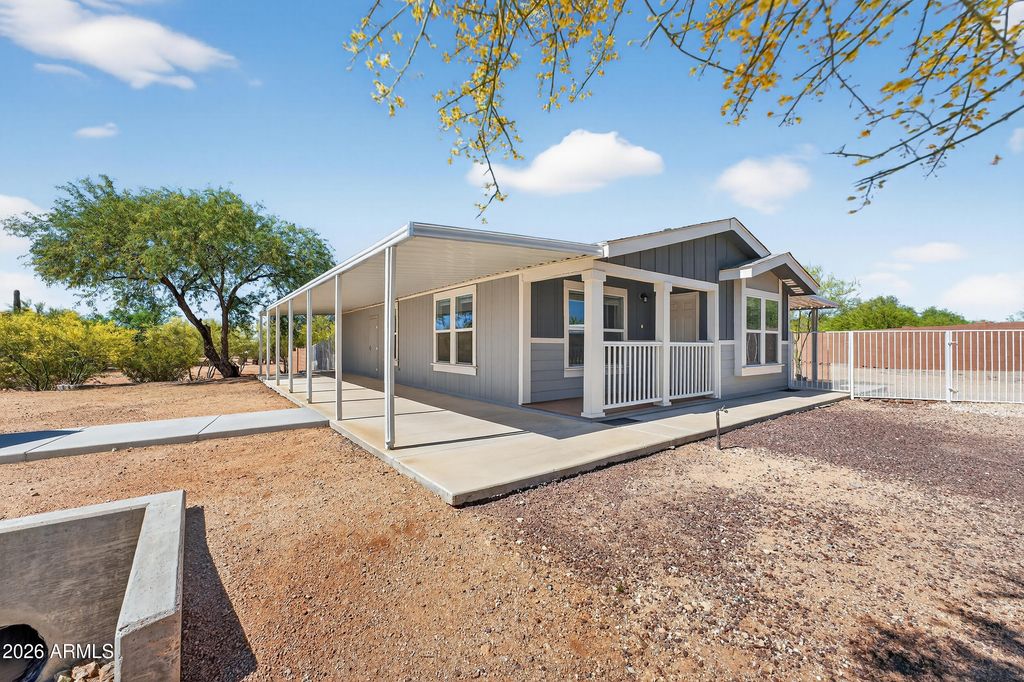 Image 11 of property listing at 4837 E SMOKEHOUSE Trail, Cave Creek, AZ 85331