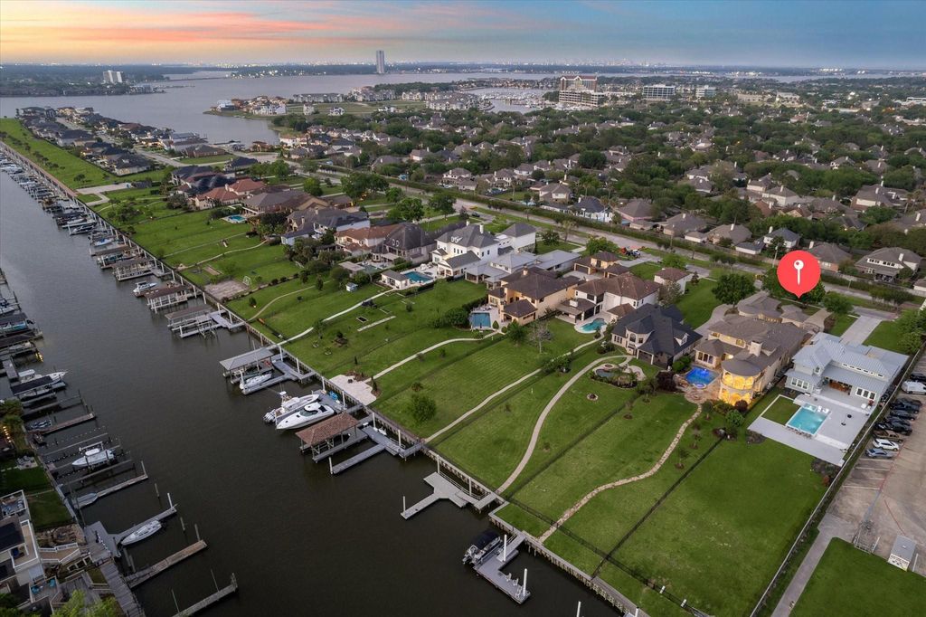 503 Constellation Boulevard, League City, TX 77573