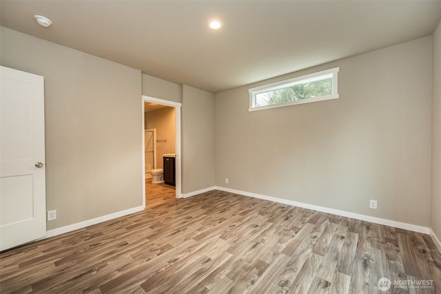 211 S Barr Road, Port Angeles, WA 98362