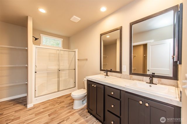 211 S Barr Road, Port Angeles, WA 98362