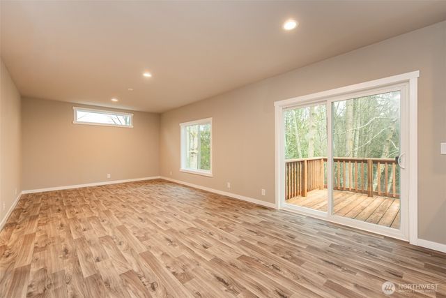 211 S Barr Road, Port Angeles, WA 98362