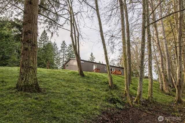 211 S Barr Road, Port Angeles, WA 98362