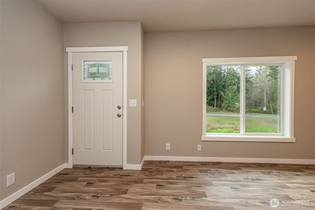 211 S Barr Road, Port Angeles, WA 98362