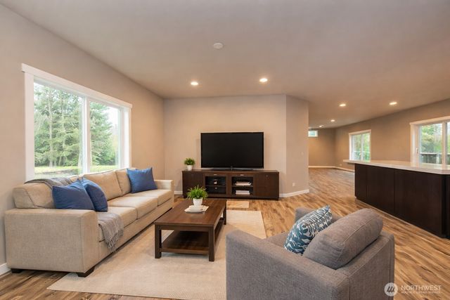 211 S Barr Road, Port Angeles, WA 98362