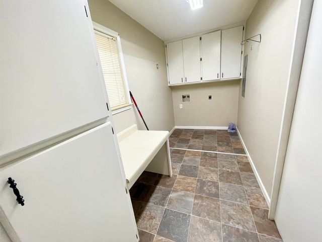 207 Parliament Drive, Horseshoe Bend, AR 72512