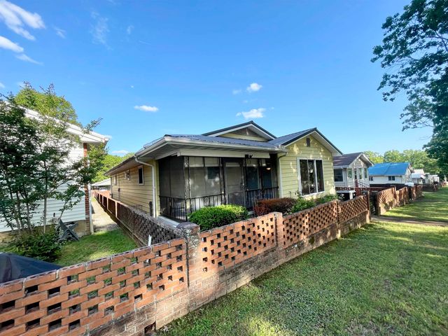 207 Parliament Drive, Horseshoe Bend, AR 72512