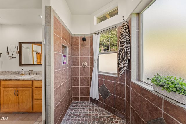 850 Riverbanks Road, Grants Pass, OR 97527