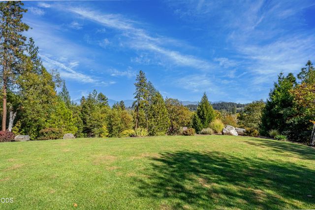 850 Riverbanks Road, Grants Pass, OR 97527