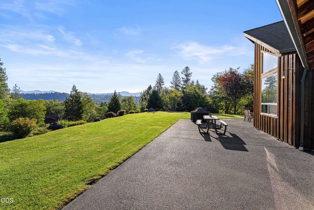 850 Riverbanks Road, Grants Pass, OR 97527