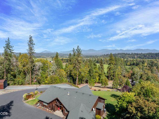 850 Riverbanks Road, Grants Pass, OR 97527