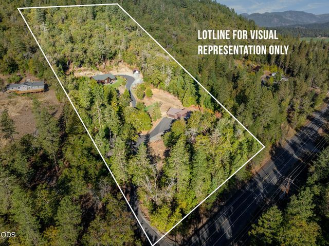 850 Riverbanks Road, Grants Pass, OR 97527