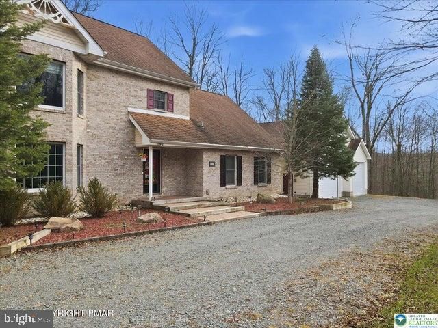 322 SCENIC DR, Blakeslee, PA 18610