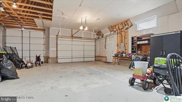 322 SCENIC DR, Blakeslee, PA 18610