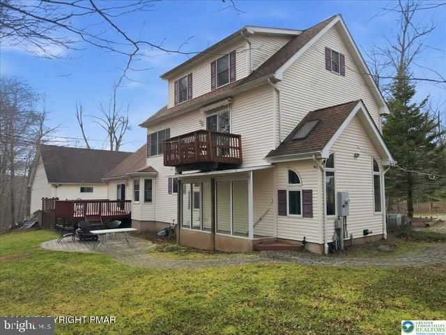 322 SCENIC DR, Blakeslee, PA 18610