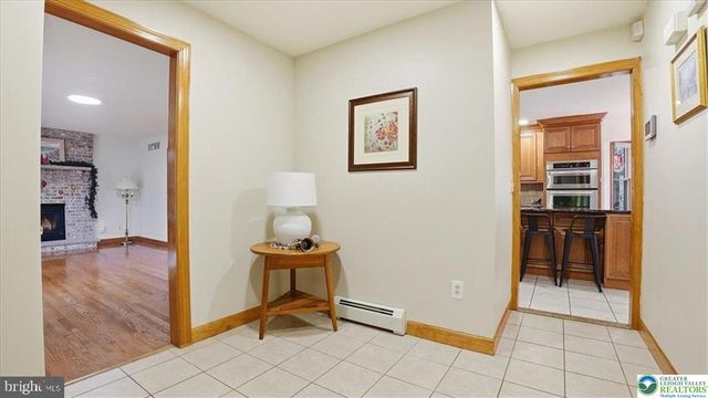 322 SCENIC DR, Blakeslee, PA 18610