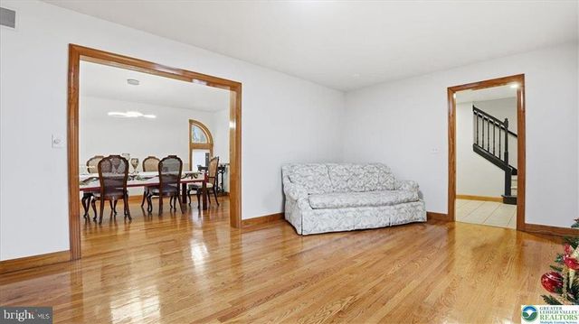 322 SCENIC DR, Blakeslee, PA 18610