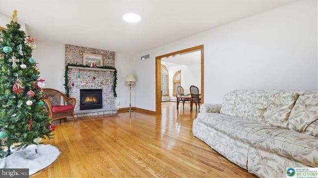 322 SCENIC DR, Blakeslee, PA 18610