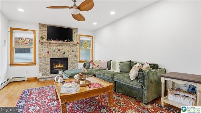 322 SCENIC DR, Blakeslee, PA 18610