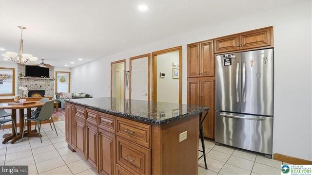 322 SCENIC DR, Blakeslee, PA 18610