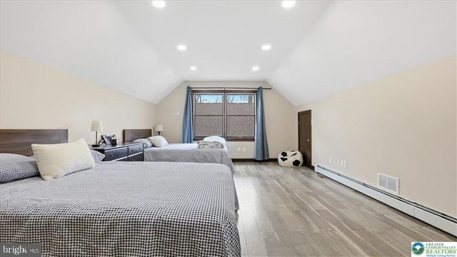 322 SCENIC DR, Blakeslee, PA 18610