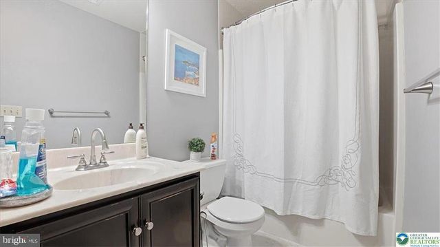 322 SCENIC DR, Blakeslee, PA 18610