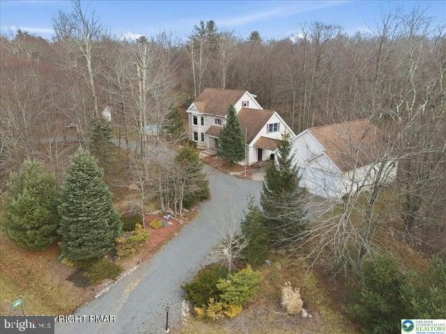 322 SCENIC DR, Blakeslee, PA 18610