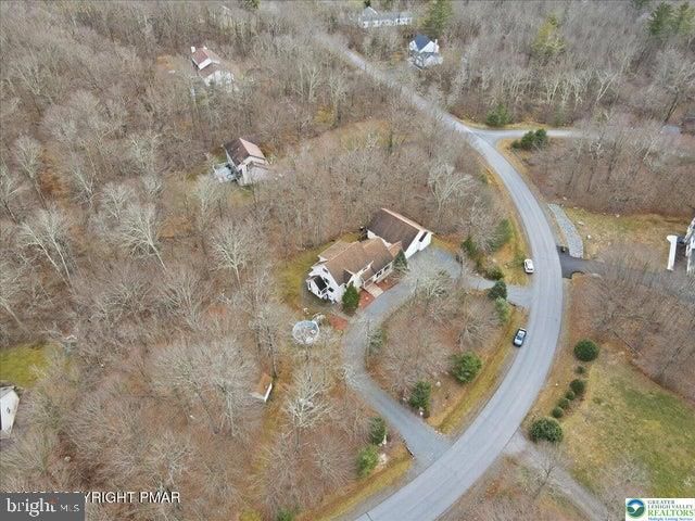 322 SCENIC DR, Blakeslee, PA 18610