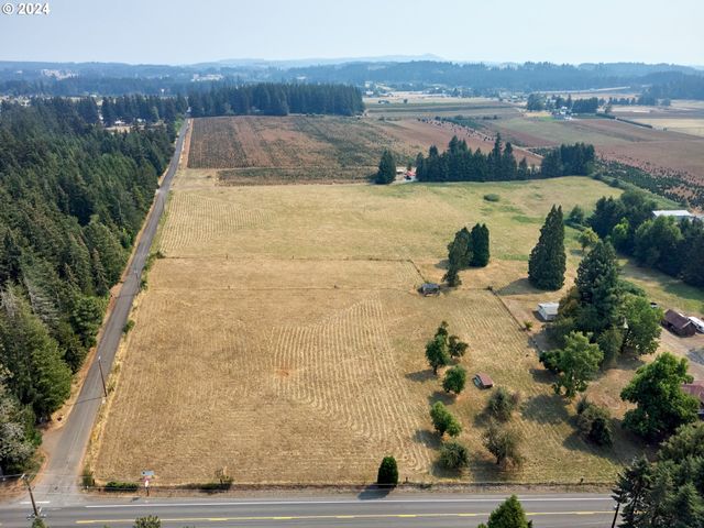 22876 S HIGHWAY 213, Oregon City, OR 97045