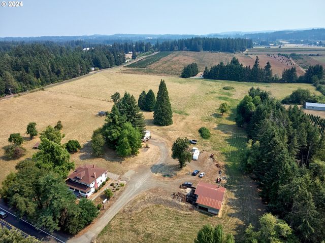 22876 S HIGHWAY 213, Oregon City, OR 97045